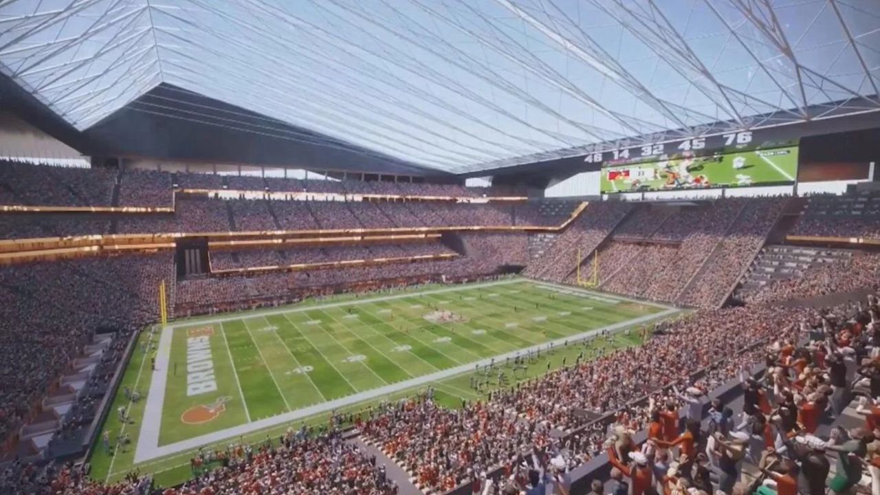 Indoor vs Outdoor NFL Football: Which Environment Creates Better Football in 2026?