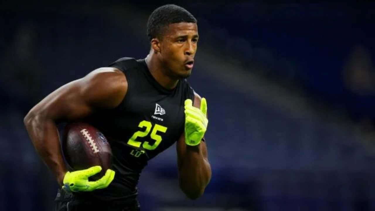 NFL Mock Draft CBS: Predictions, Top Picks, and Future NFL Stars